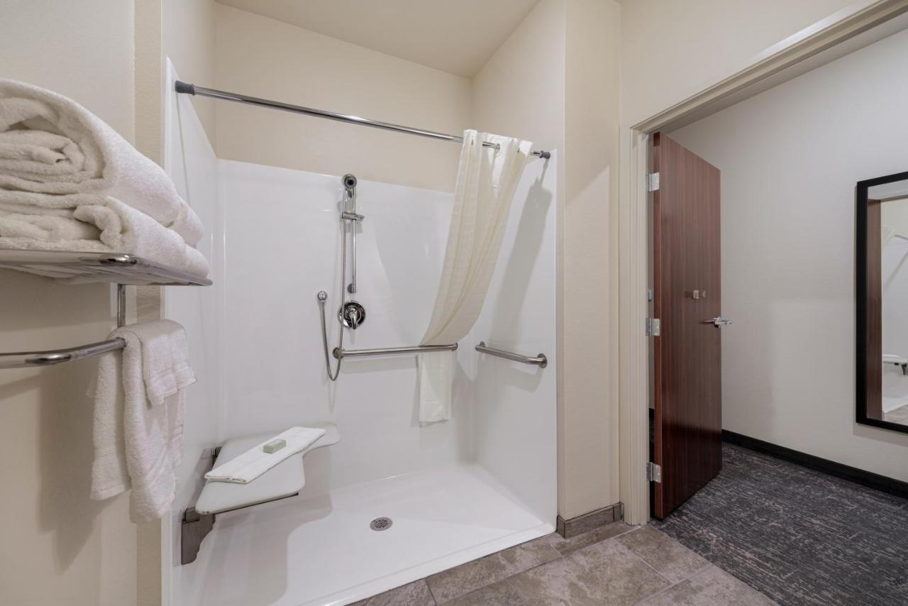 Cobblestone Inn & Suites - Бруквілл Екстер'єр фото